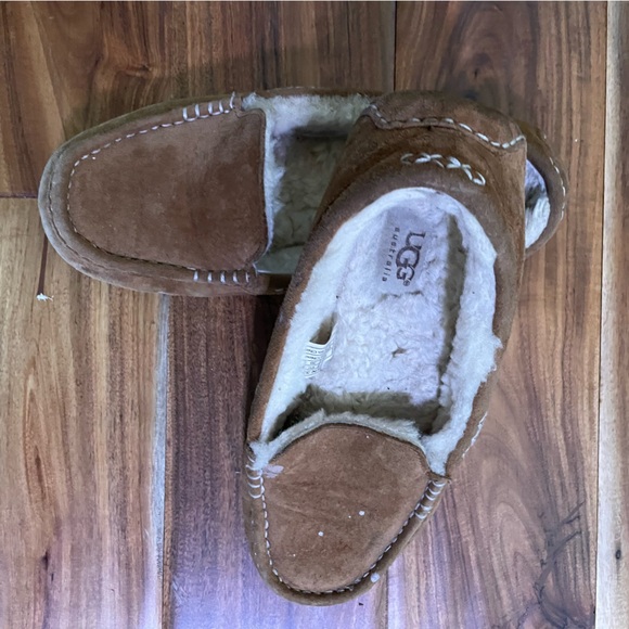 Women's Ugg Ansley Slippers - sz 7 - Picture 2 of 8